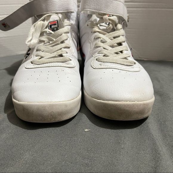 Men\'s Fila Vulc 13 White, Red, and Black High Top Sneakeers size 11.5 main image 5